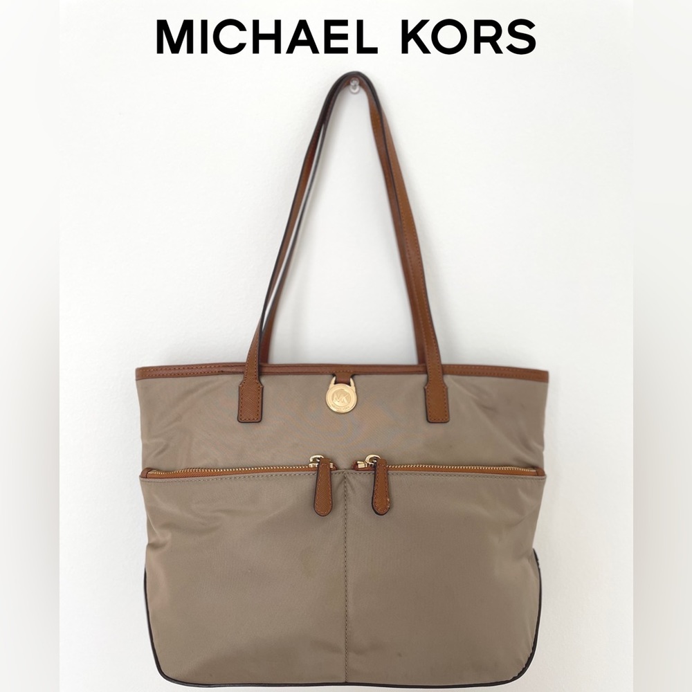 EUC MICHAEL KORS Kempton Nylon Tote Handbag